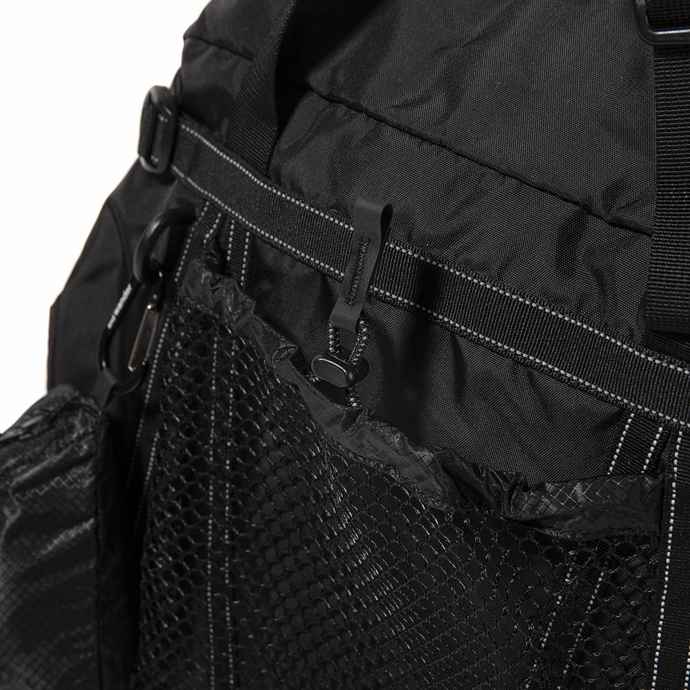 and wander 25L Tote Bag / Black