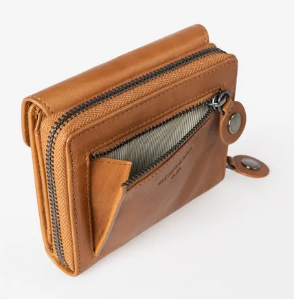 Aunts & Uncles Grandma's Luxury Club Lesley Wallet