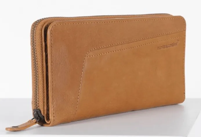 Aunts & Uncles Grandma's Luxury Club Tilda Wallet