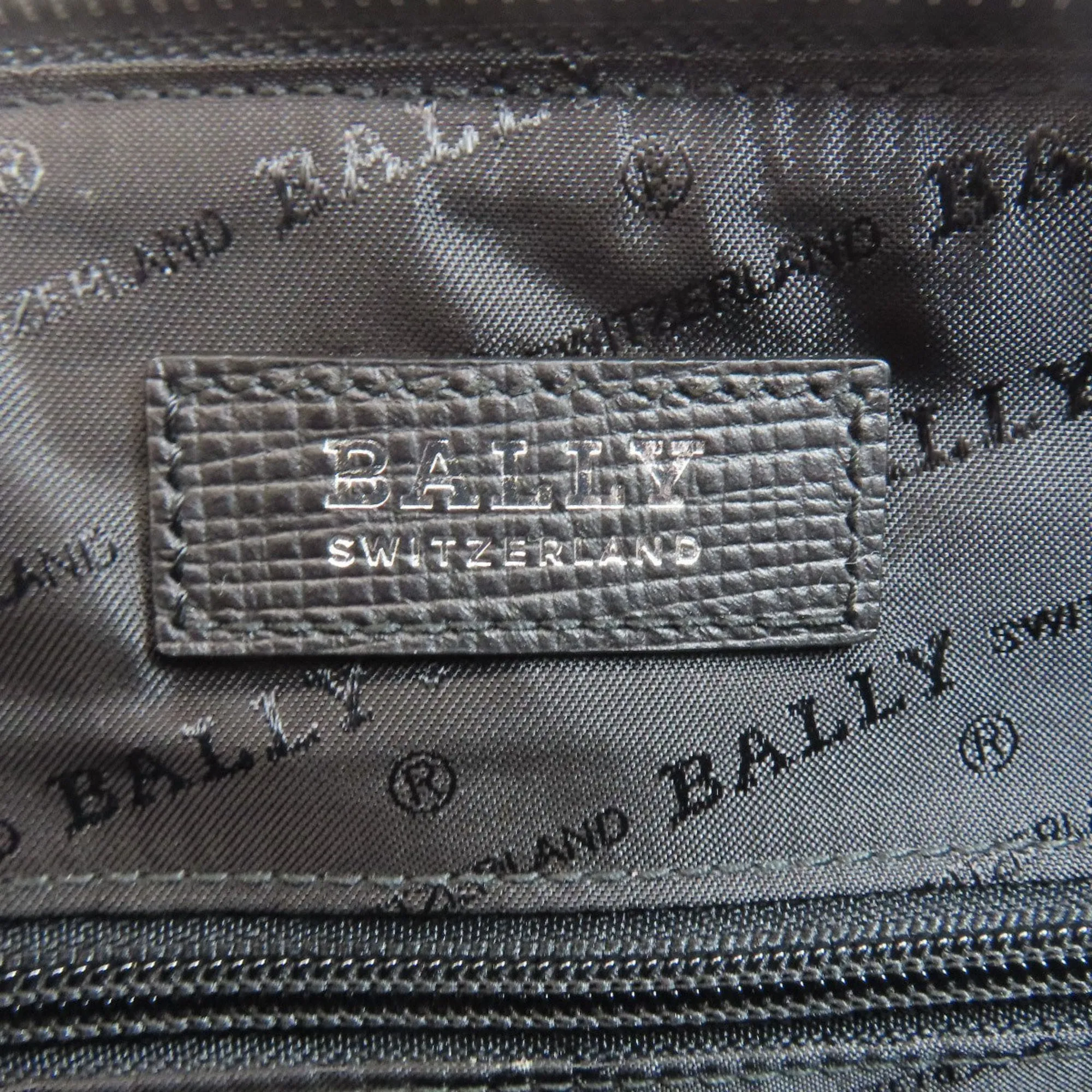 Bally Nylon Clutch Bag (Pre-Owned)