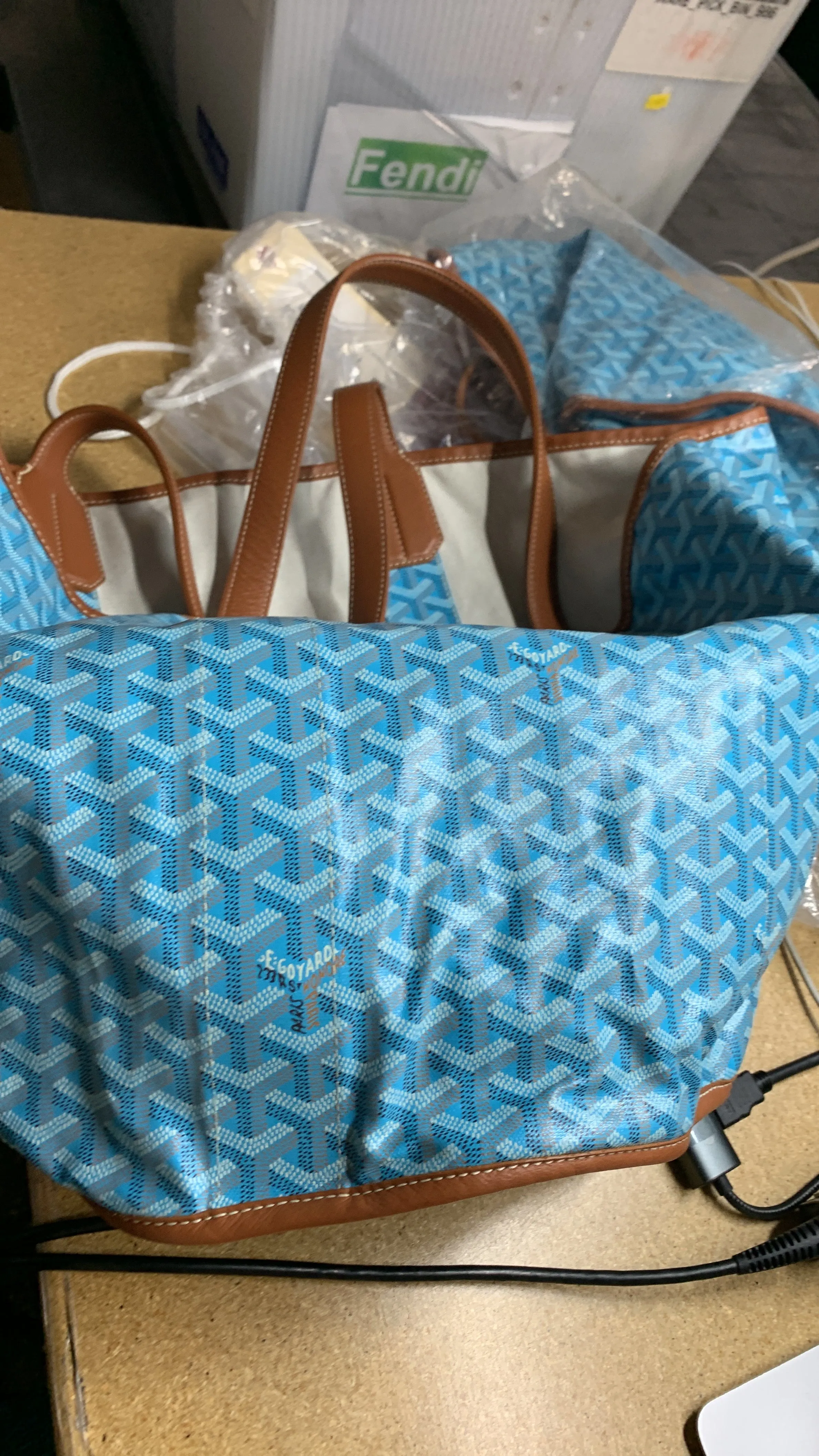Belharra Reversible Tote Coated Canvas