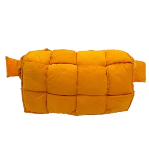 Bottega Veneta Cassette Synthetic Clutch Bag (Pre-Owned)
