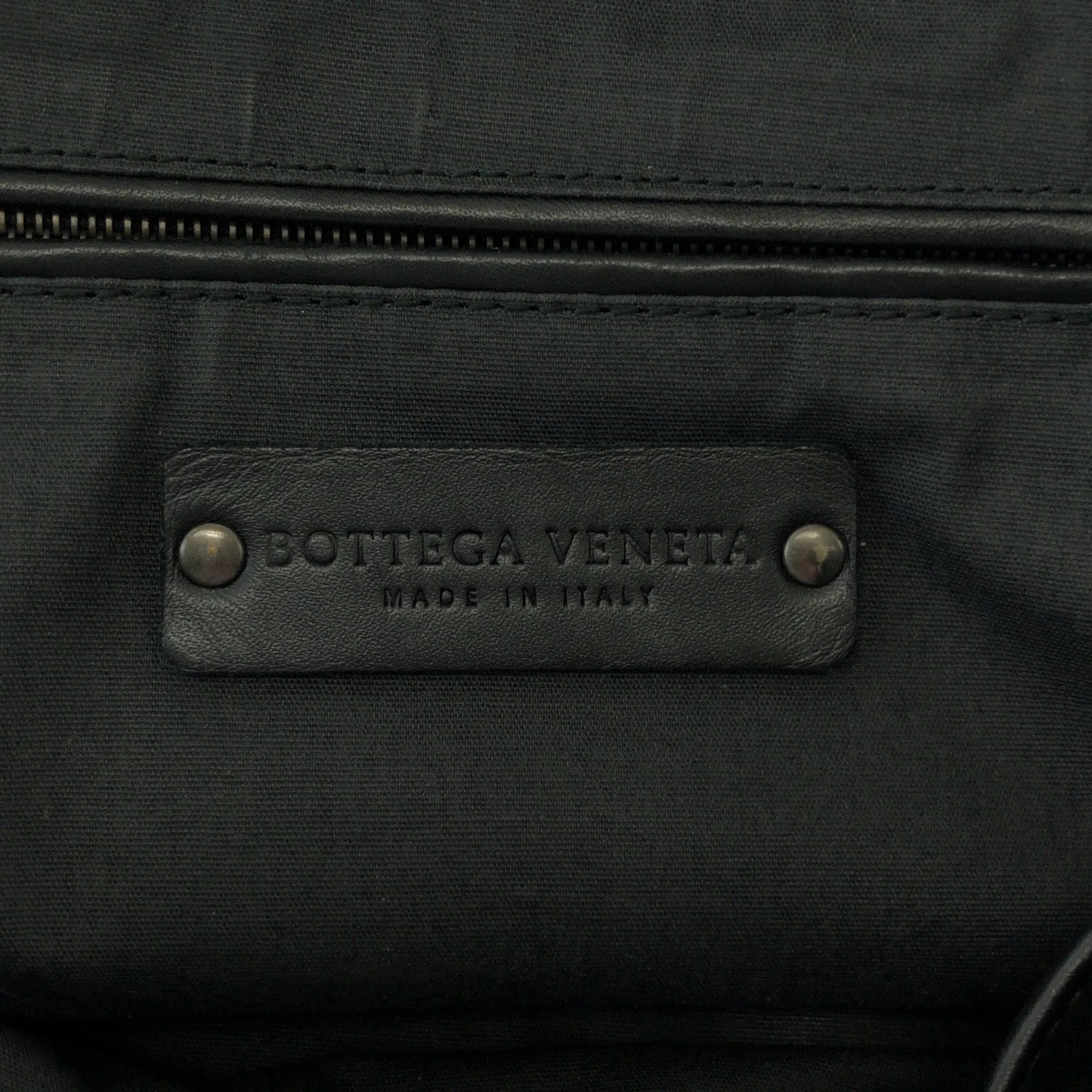 Bottega Veneta Leather Clutch Bag (Pre-Owned)