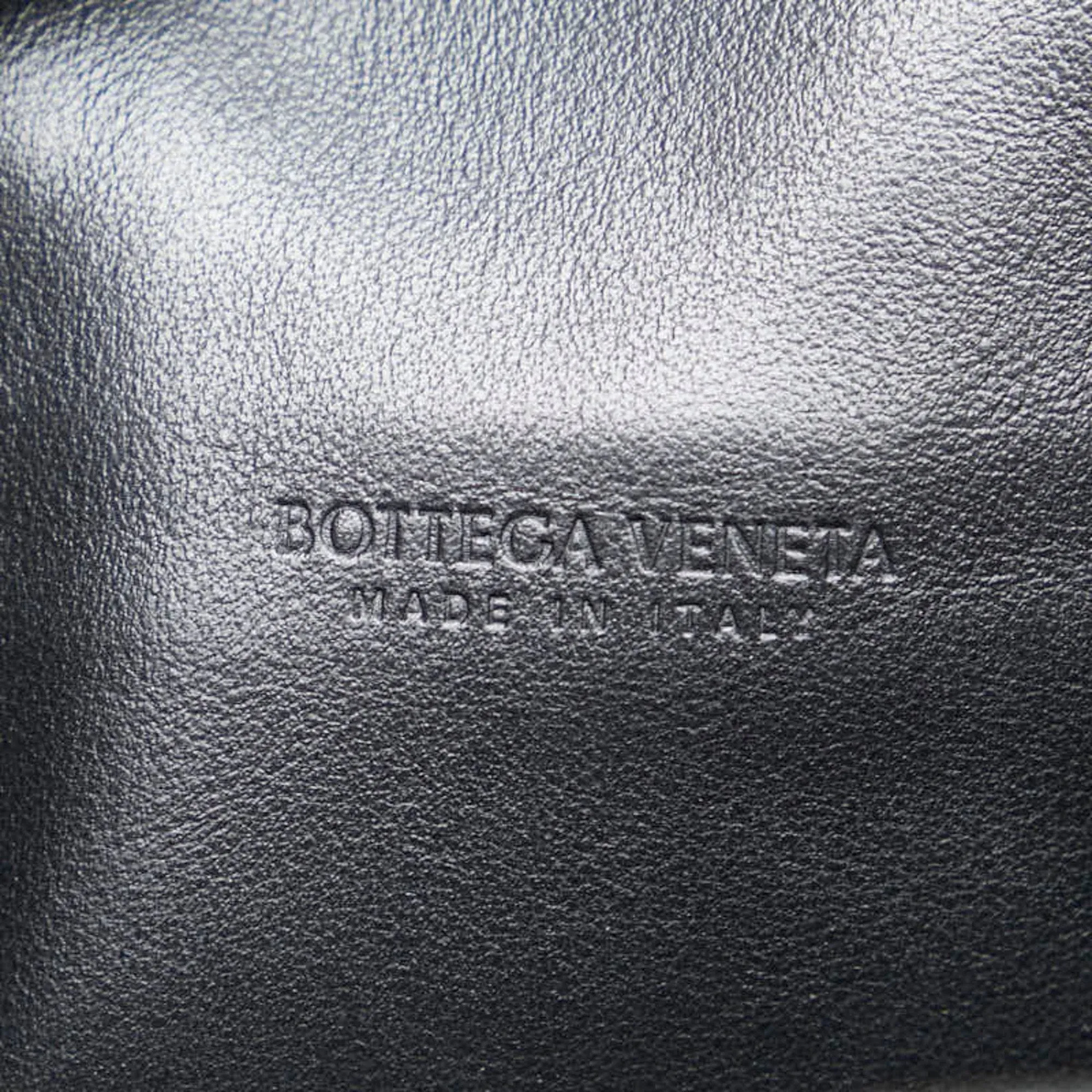 Bottega Veneta Leather Clutch Bag (Pre-Owned)