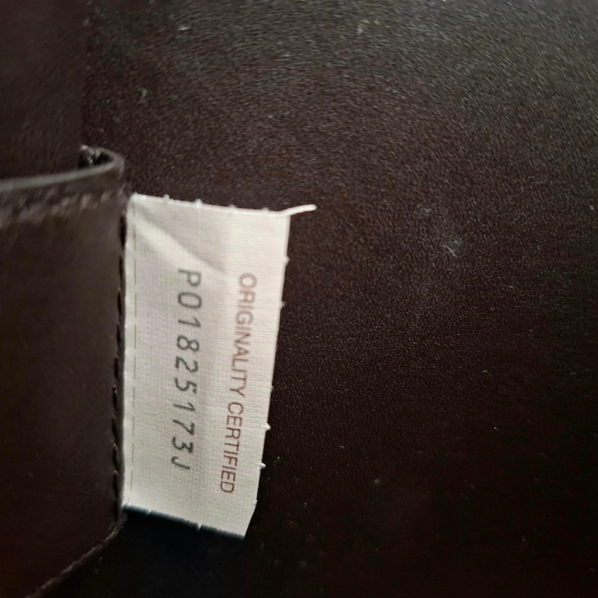 Bottega Veneta Mount Bermuda Top Handle Bag in Black Calf Leather