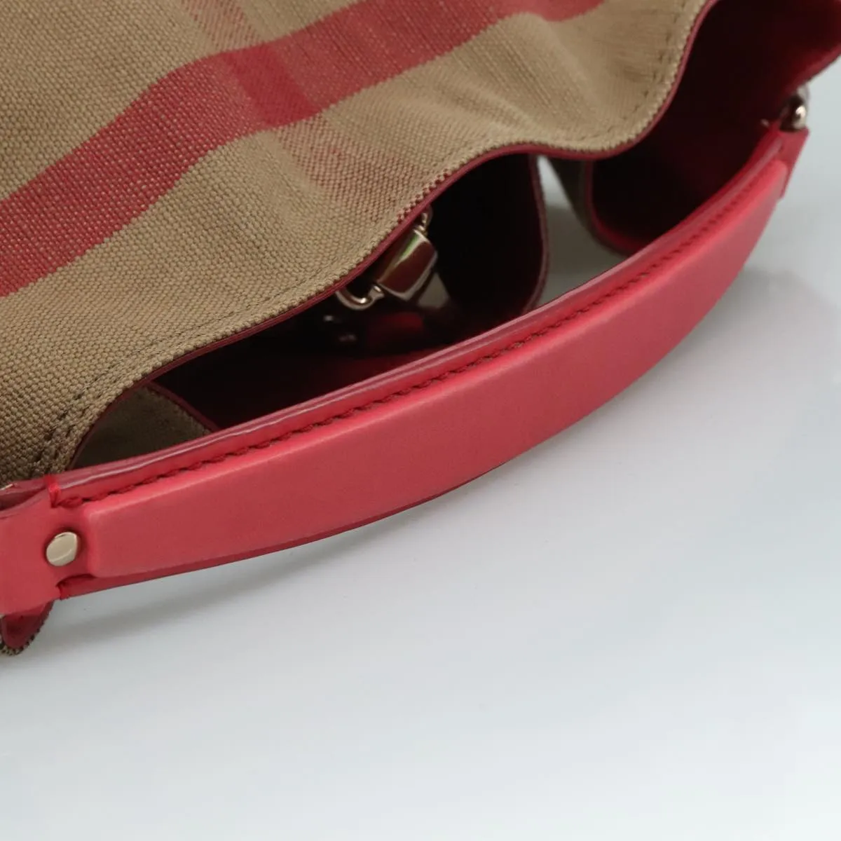 Burberry Ashby Canvas Tote Bag (Pre-Owned)