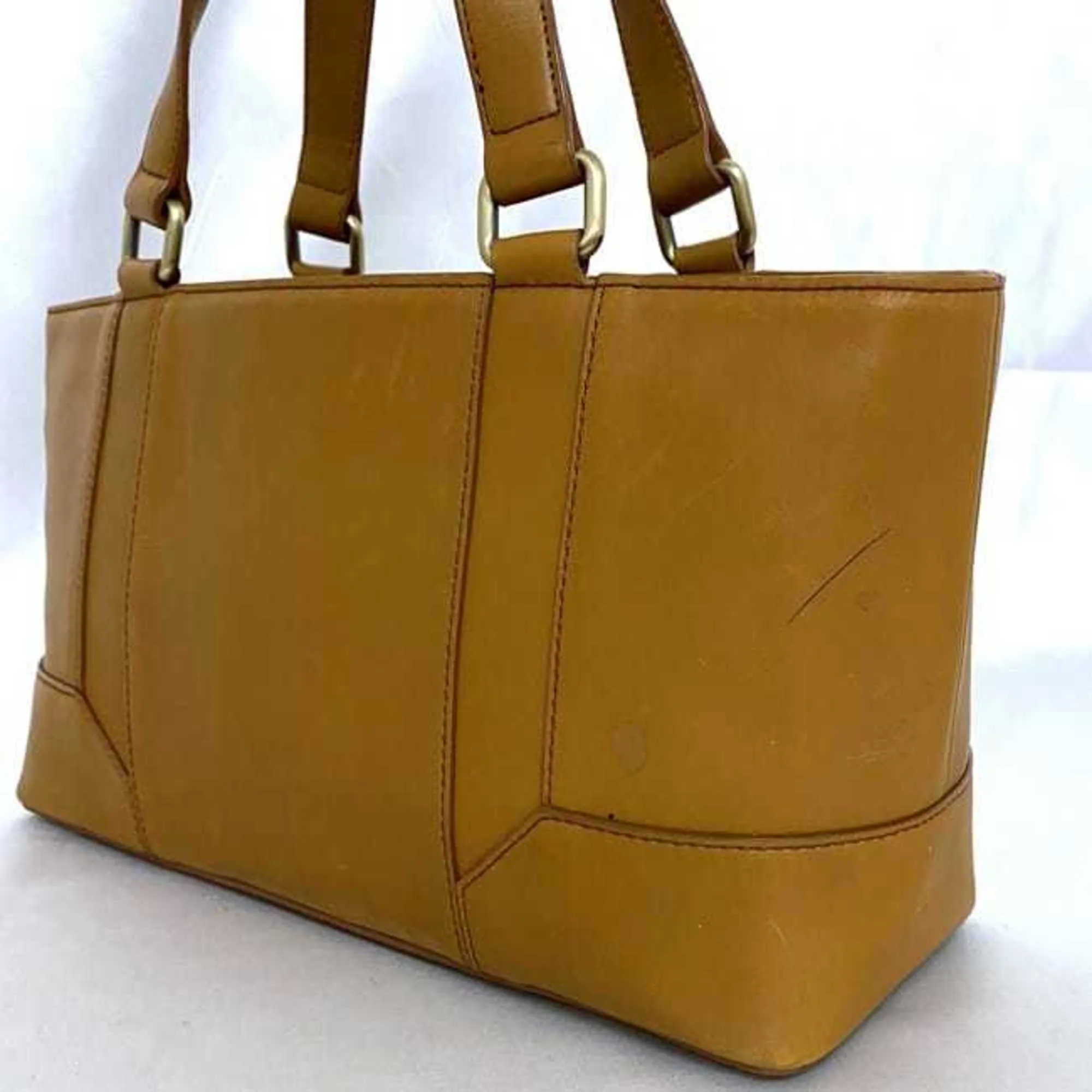 Burberry  Camel Leather Handbag (Pre-Owned)