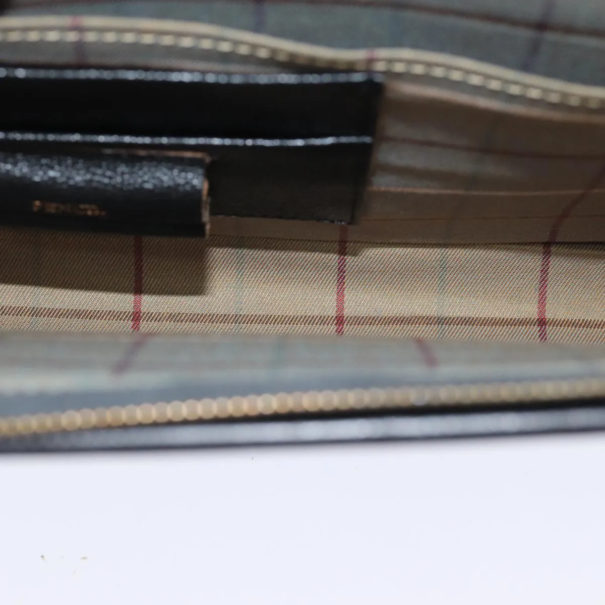 Burberry Leather Clutch Bag (Pre-Owned)