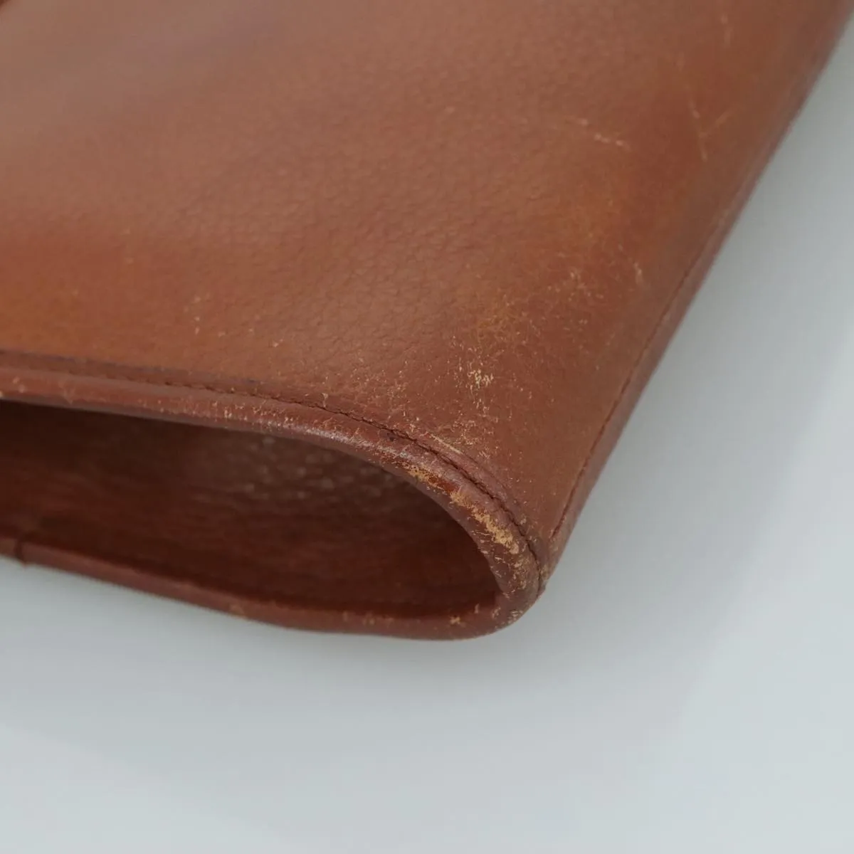 Burberry  Leather Clutch Bag (Pre-Owned)