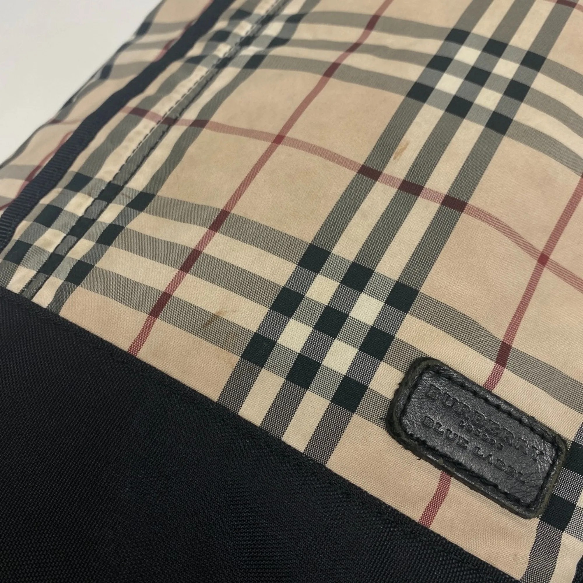 Burberry  Nylon Backpack (Pre-Owned)