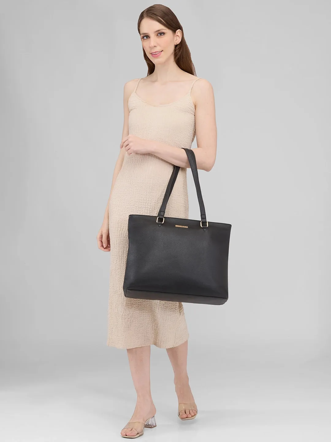 Caprese Amelia Medium Black Tote Bag
