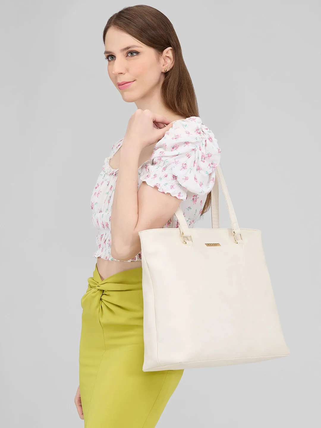 Caprese Amelia Medium Off White Tote Bag