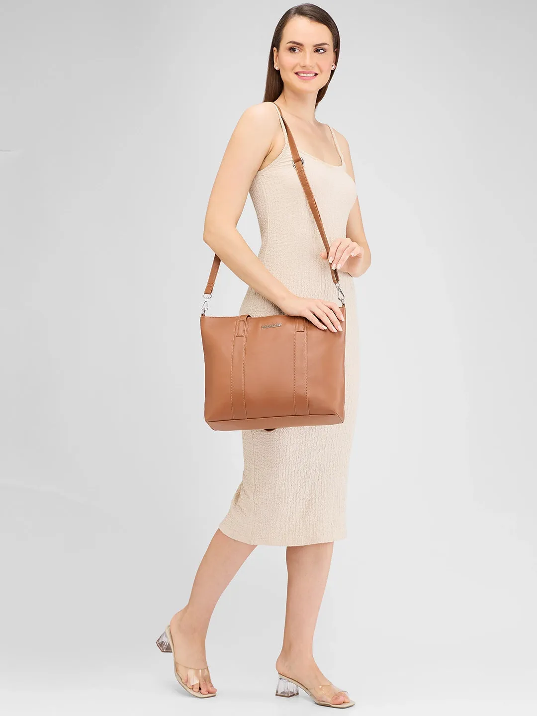 Caprese Bailey Medium Saddle Tote Bag