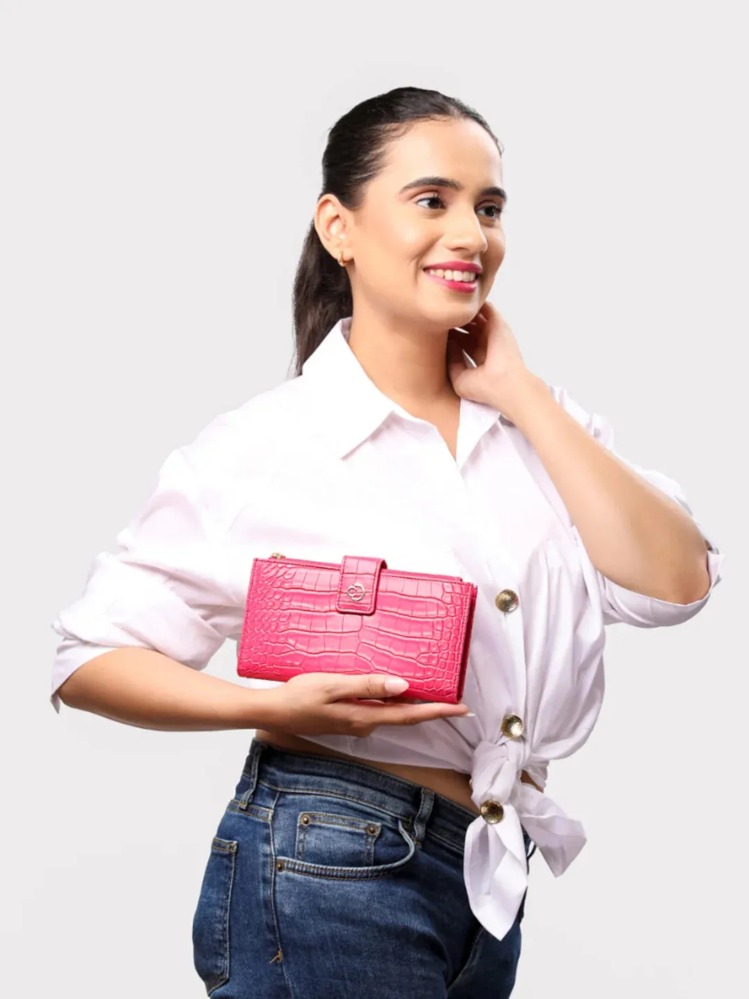 Caprese Luna Medium Fuchsia Bifold Wallet
