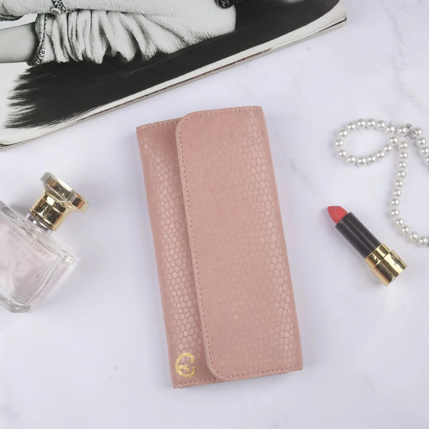 Caprese Pernille Medium Blush Wallet