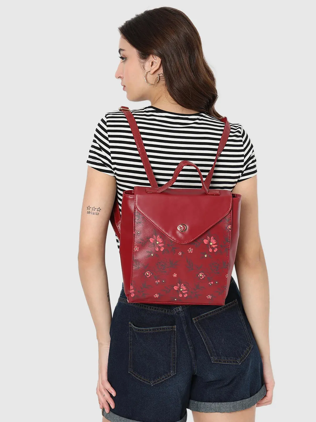 Caprese Snow Printed Medium Maroon Backpack