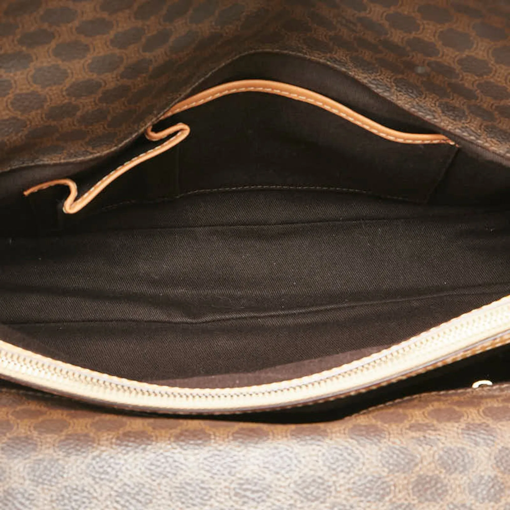 Celine Pvc Leather Handbag (Pre-Owned)