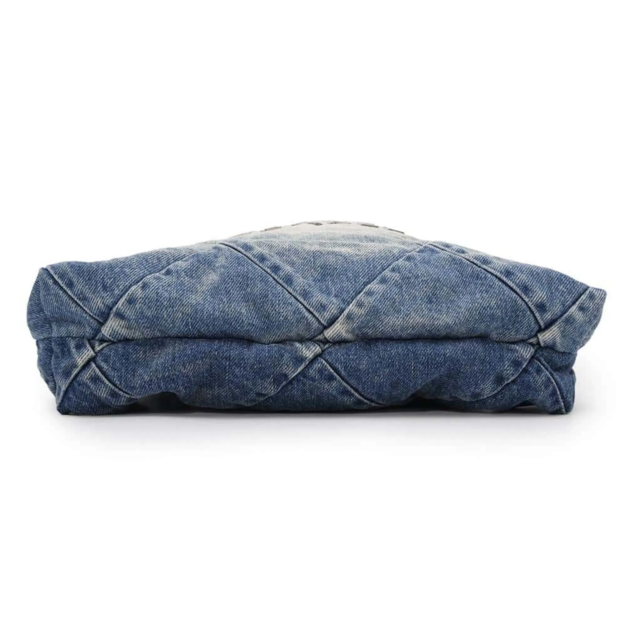 Chanel  Backpack (Pre-Owned)