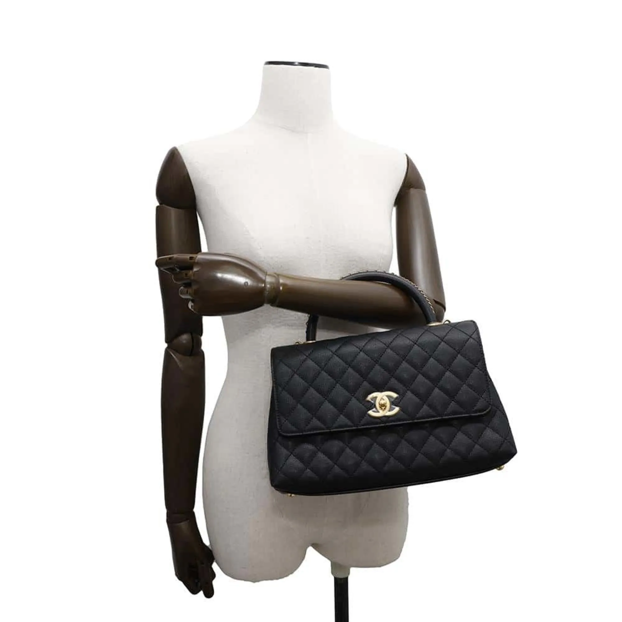 Chanel Grained Calfskin Handbag (Pre-Owned)