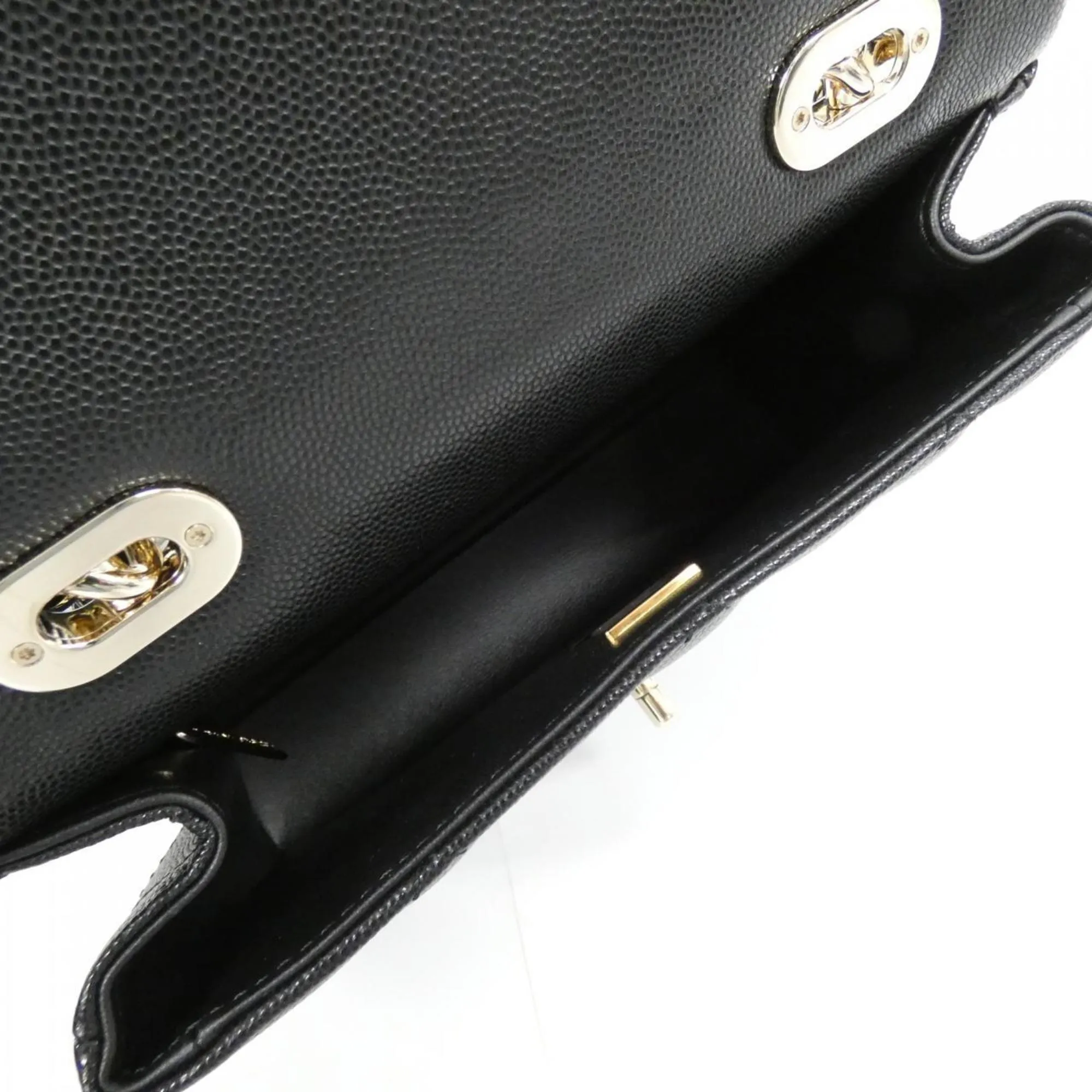 Chanel Grained Calfskin Handbag (Pre-Owned)