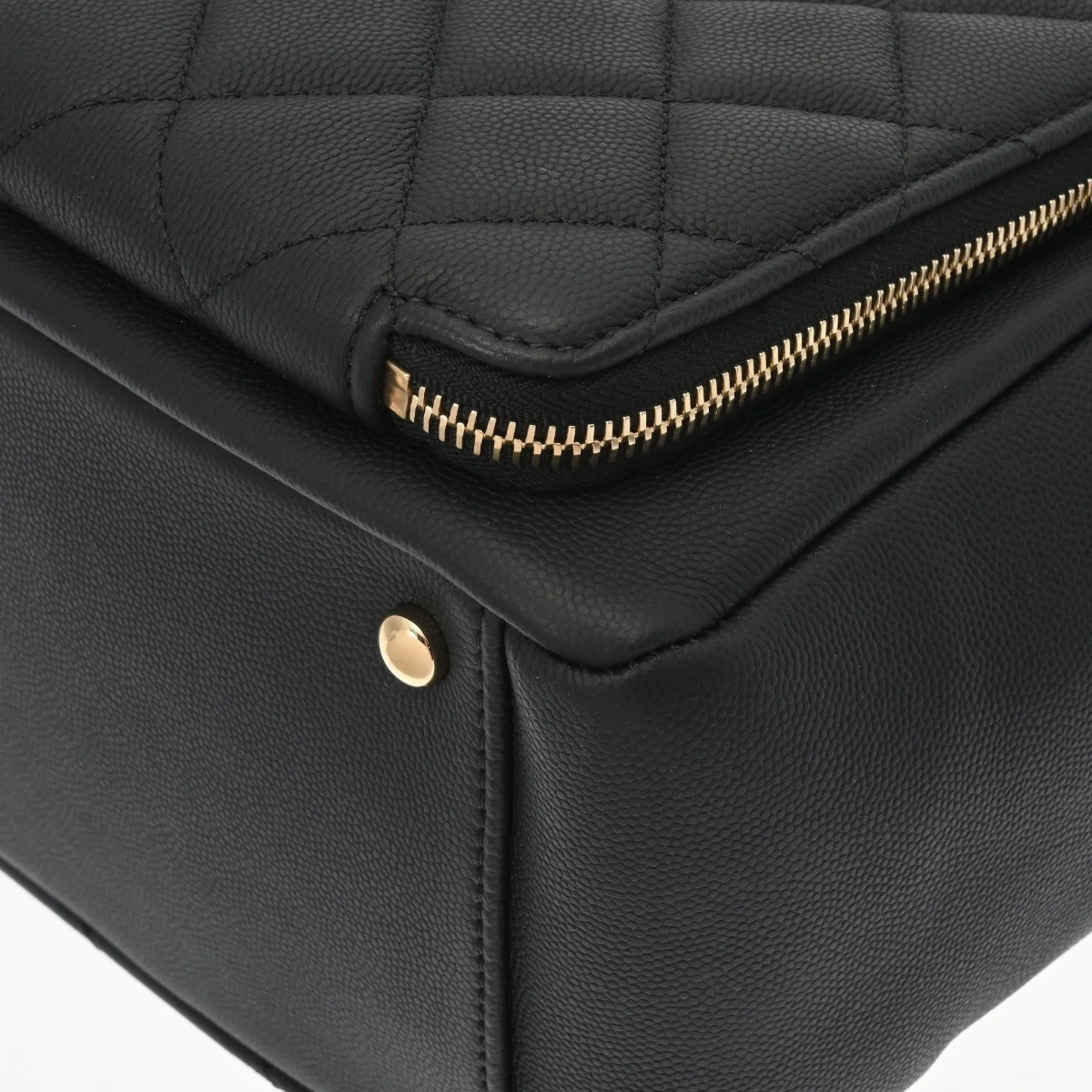 Chanel Grained Calfskin Handbag (Pre-Owned)