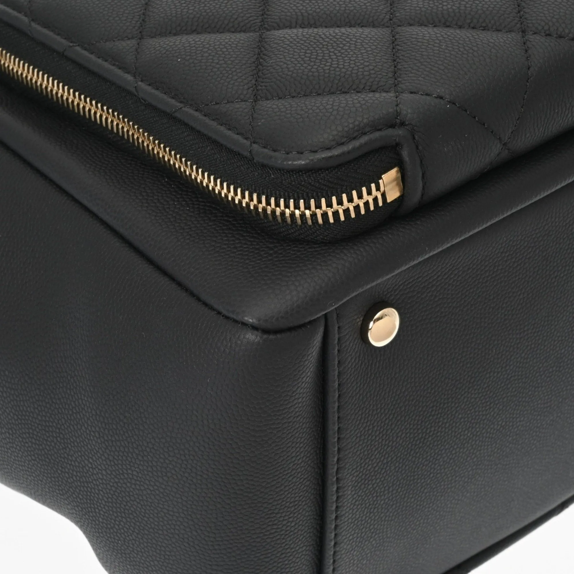 Chanel Grained Calfskin Handbag (Pre-Owned)