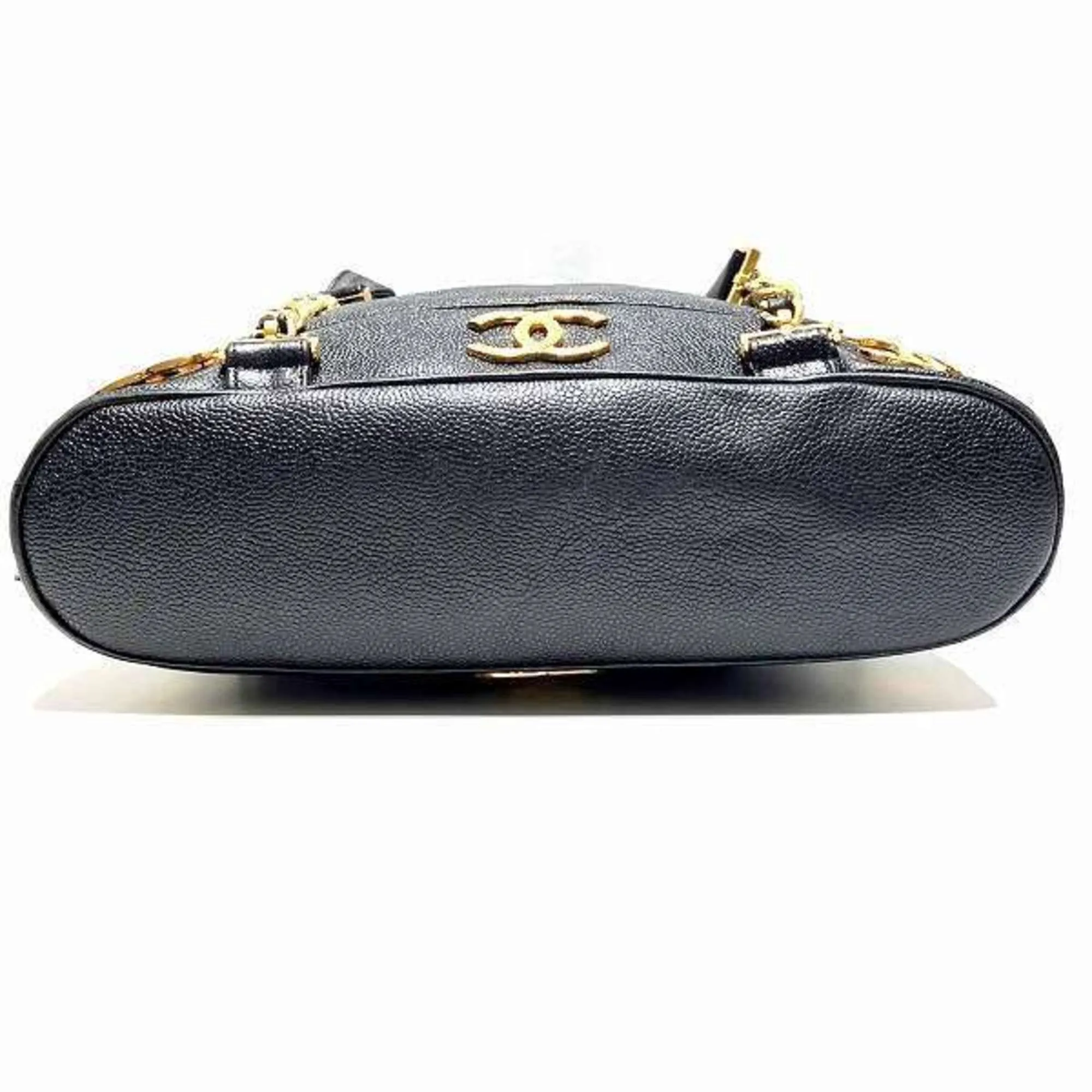 Chanel Leather Backpack Bag (Pre-Owned)