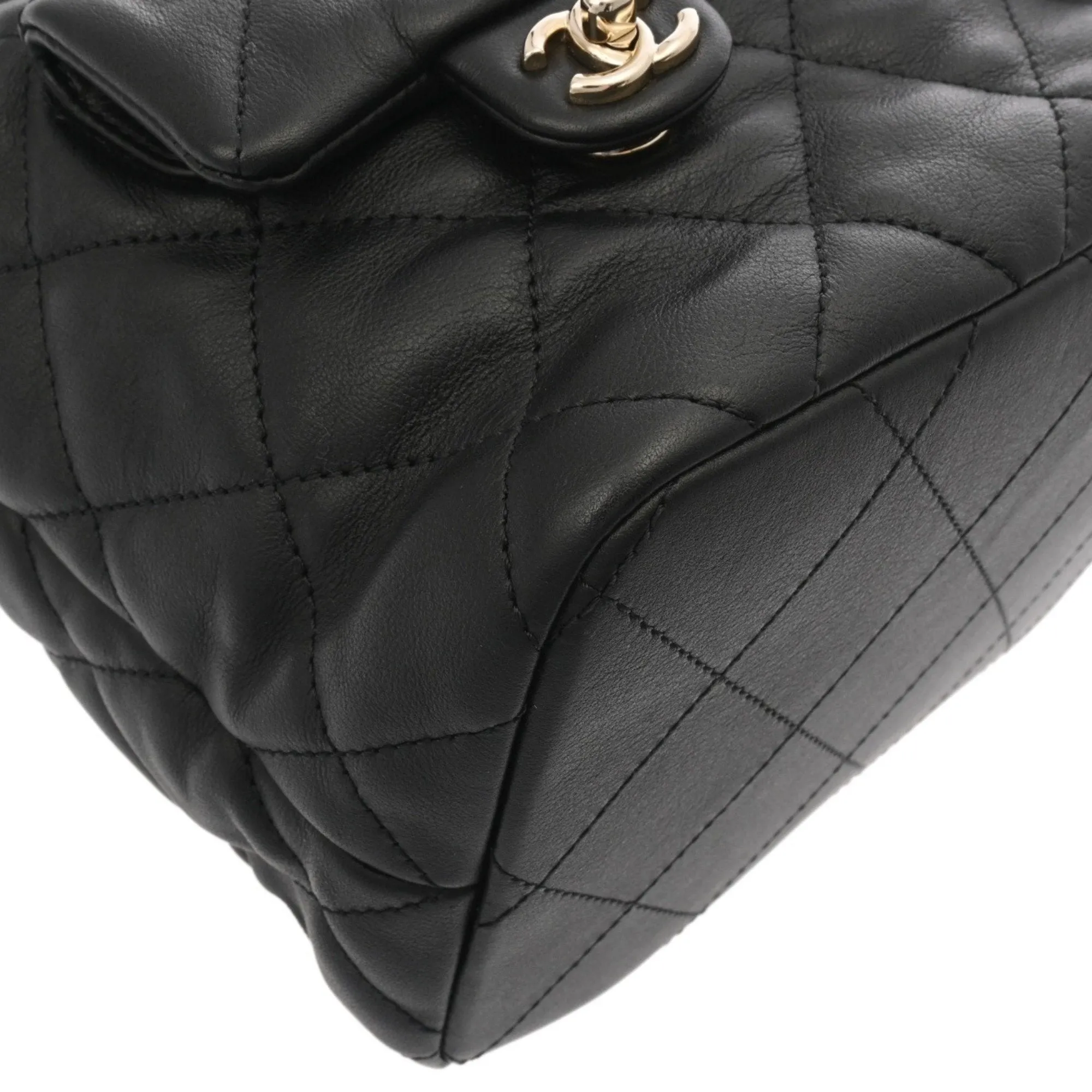 Chanel Leather Backpack (Pre-Owned)