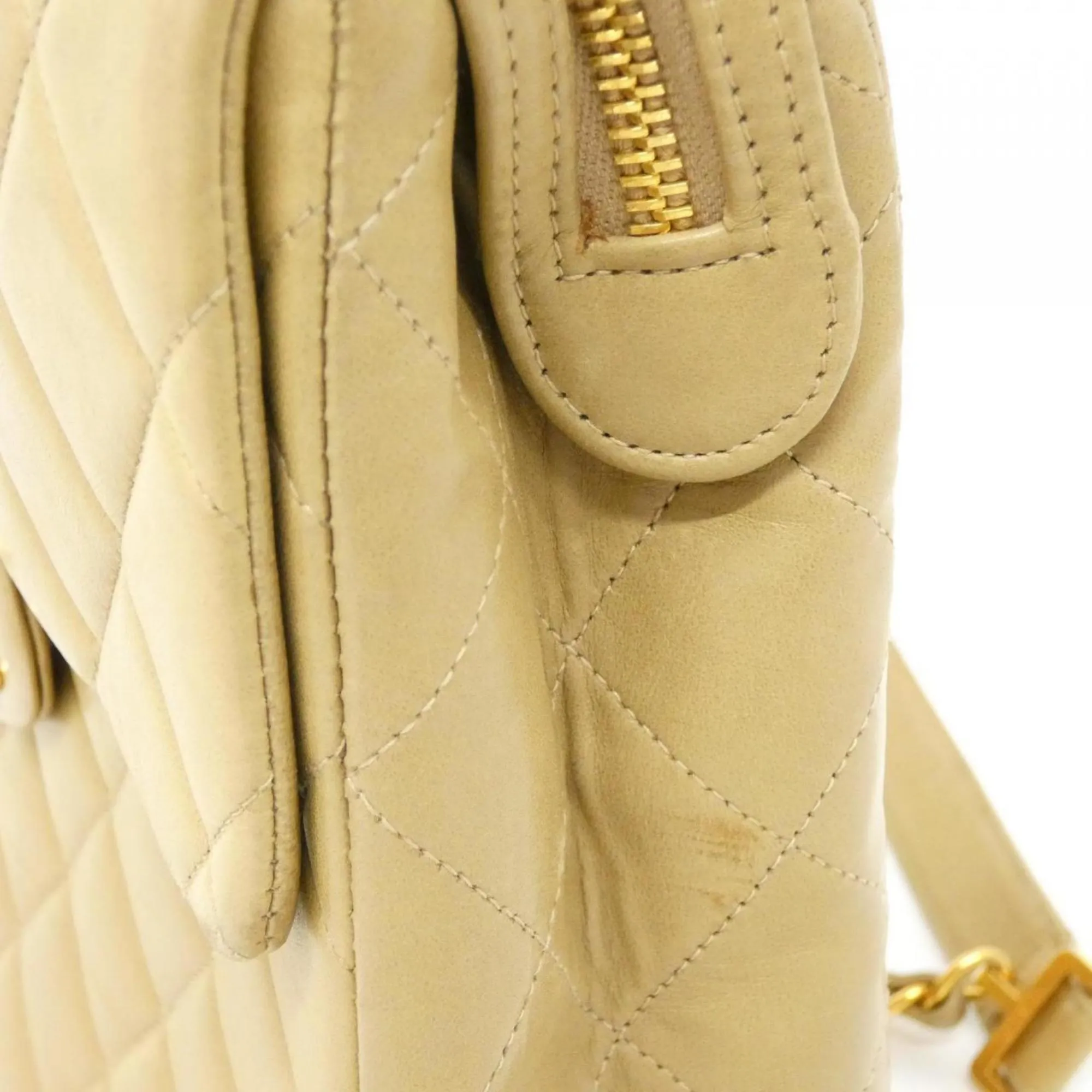 Chanel Leather Backpack (Pre-Owned)