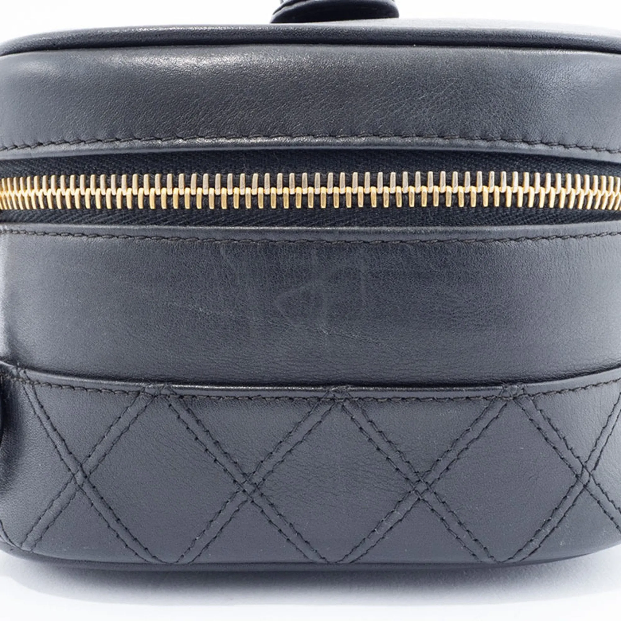 Chanel multi Leather Handbag Vanity Bag (Pre-Owned)