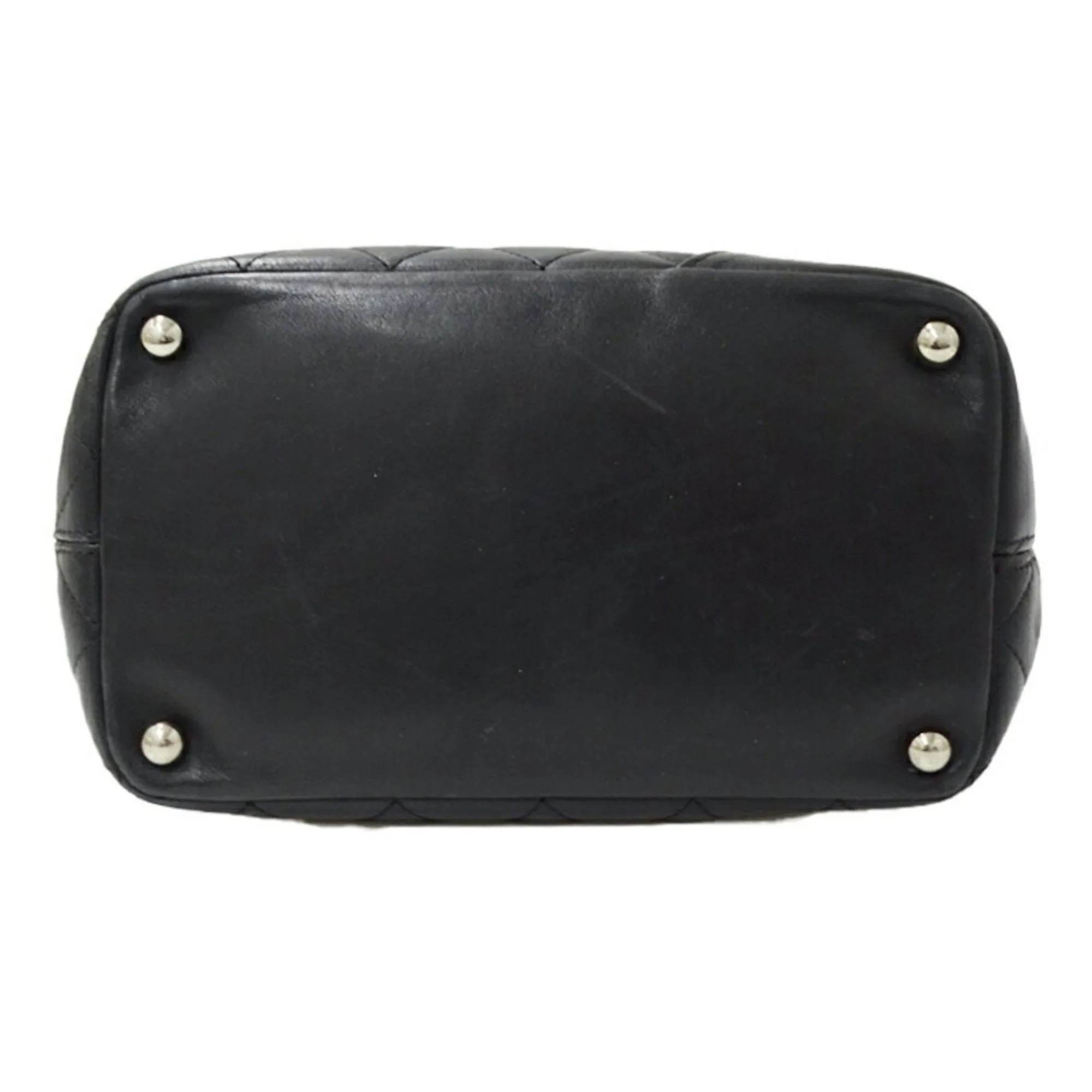 Chanel pink Leather Handbag (Pre-Owned)