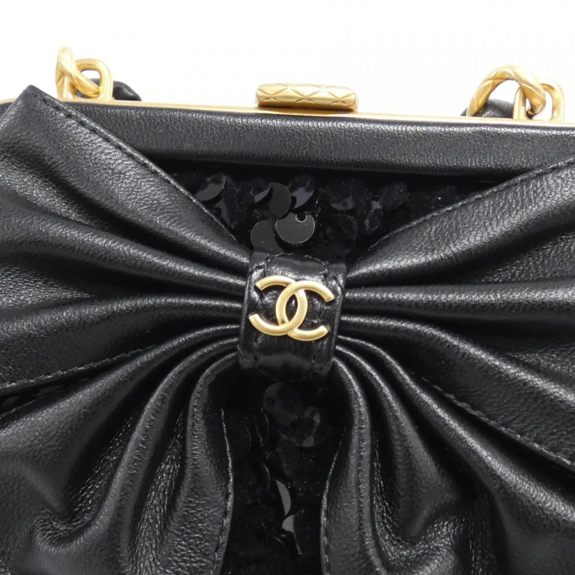 Chanel Spangles Clutch Bag (Pre-Owned)