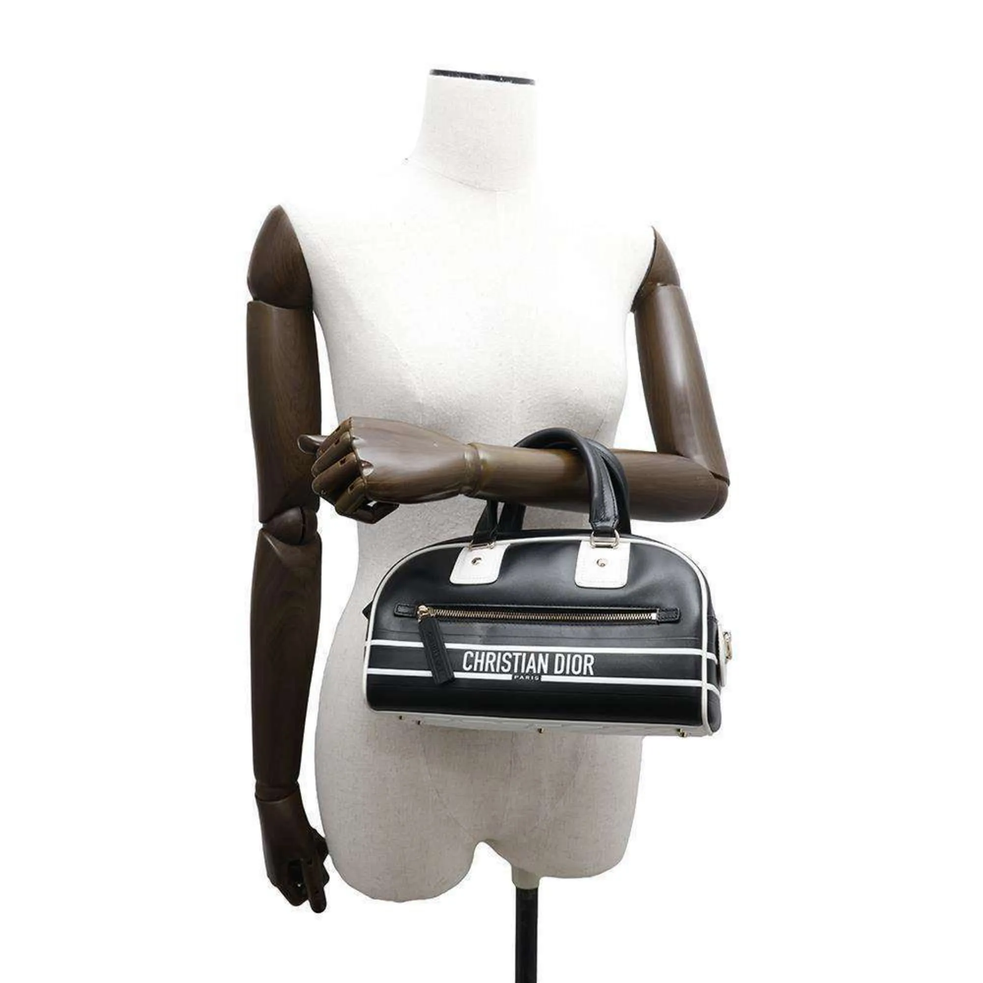 Christian Dior  Leather Handbag (Pre-Owned)