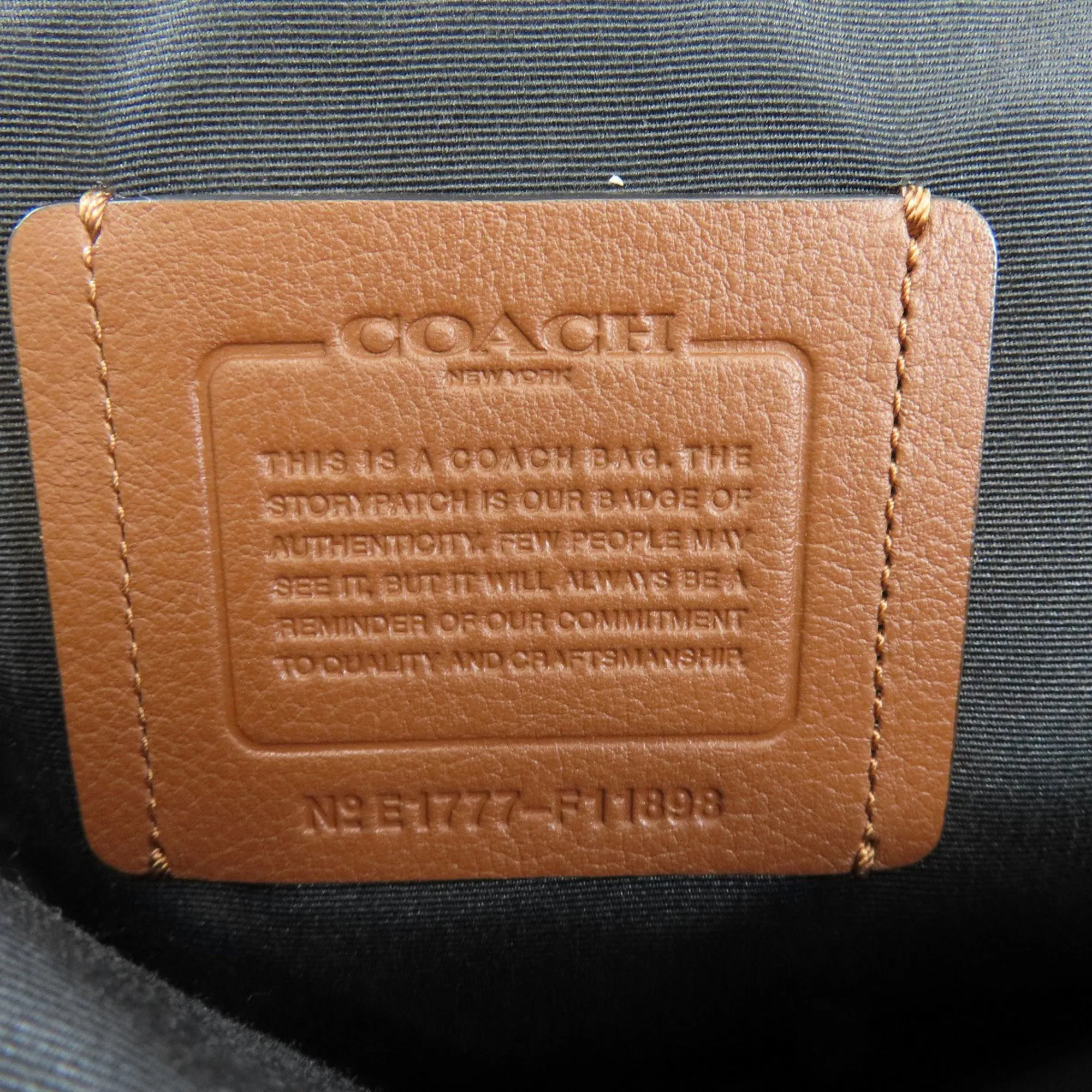Coach  Leather Backpack (Pre-Owned)