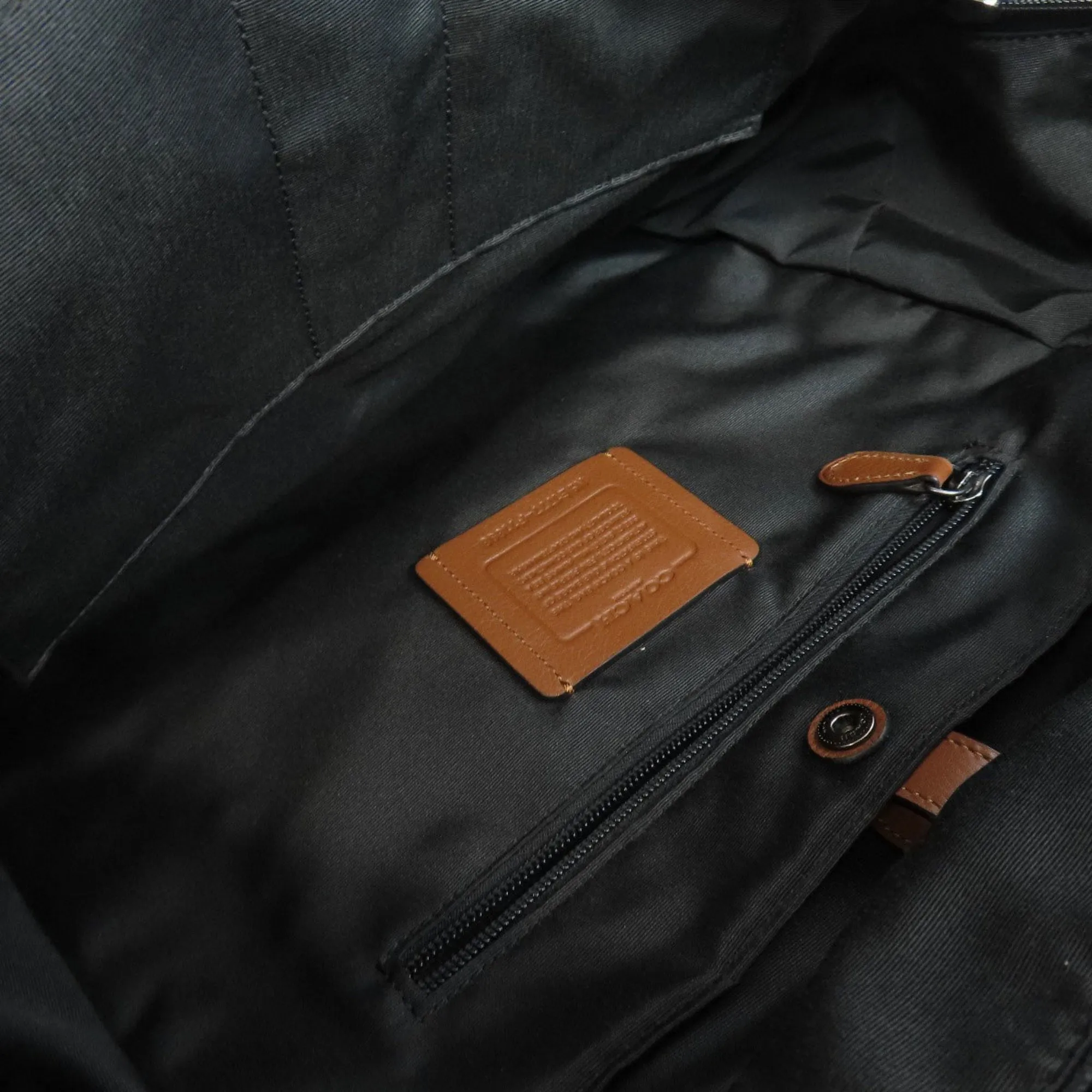 Coach  Leather Backpack (Pre-Owned)
