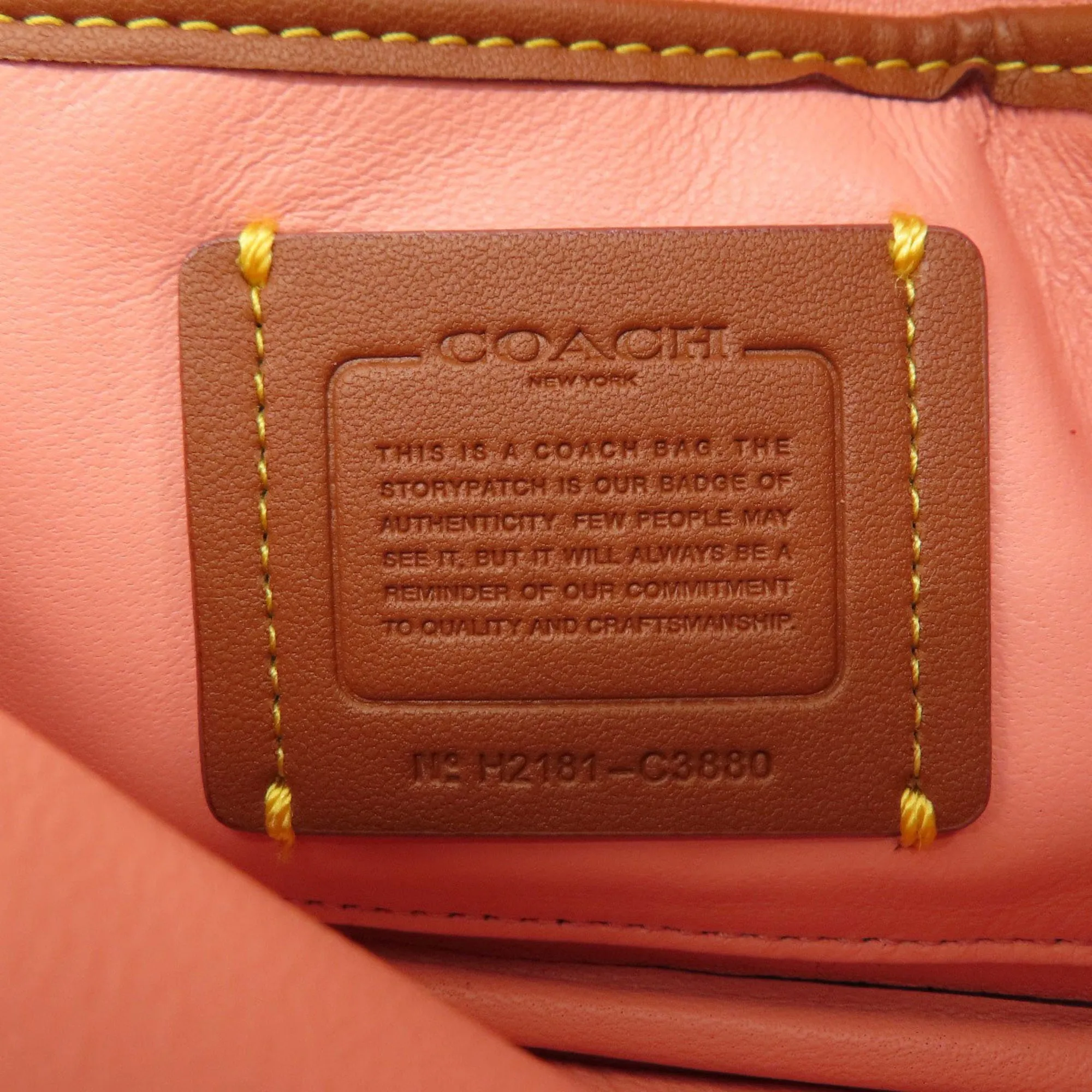 Coach  Leather Handbag (Pre-Owned)