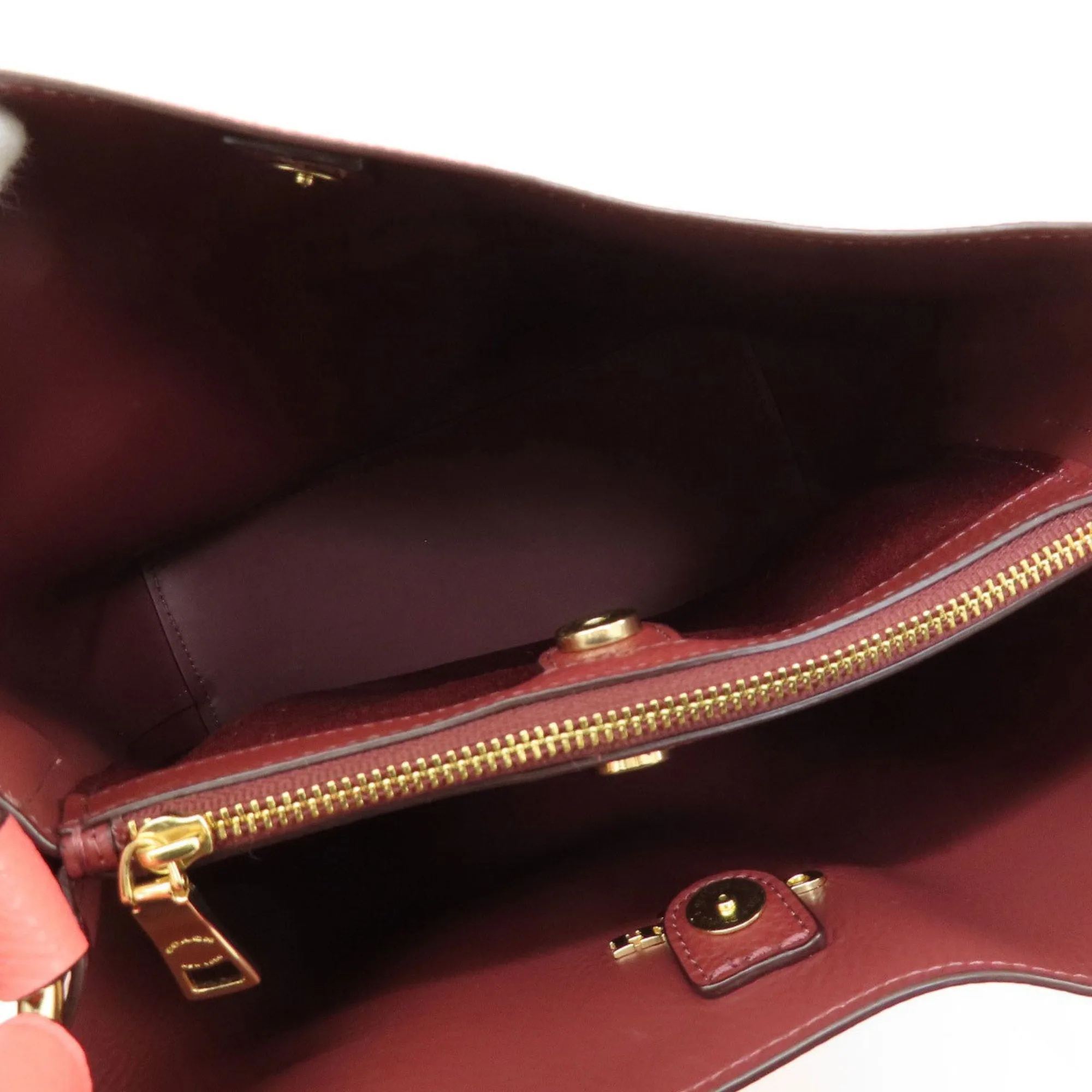 Coach  Leather Handbag (Pre-Owned)