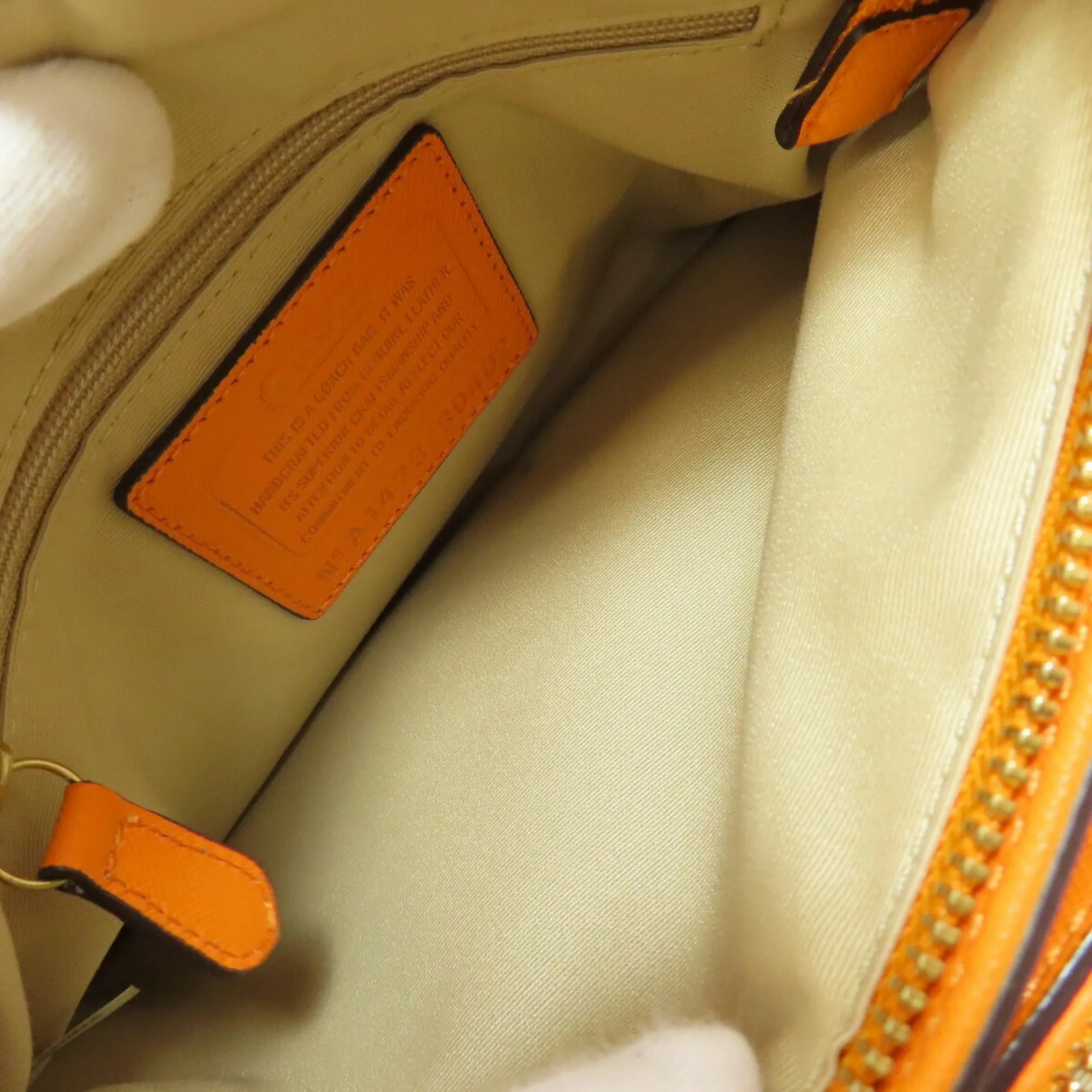 Coach  Leather Handbag (Pre-Owned)