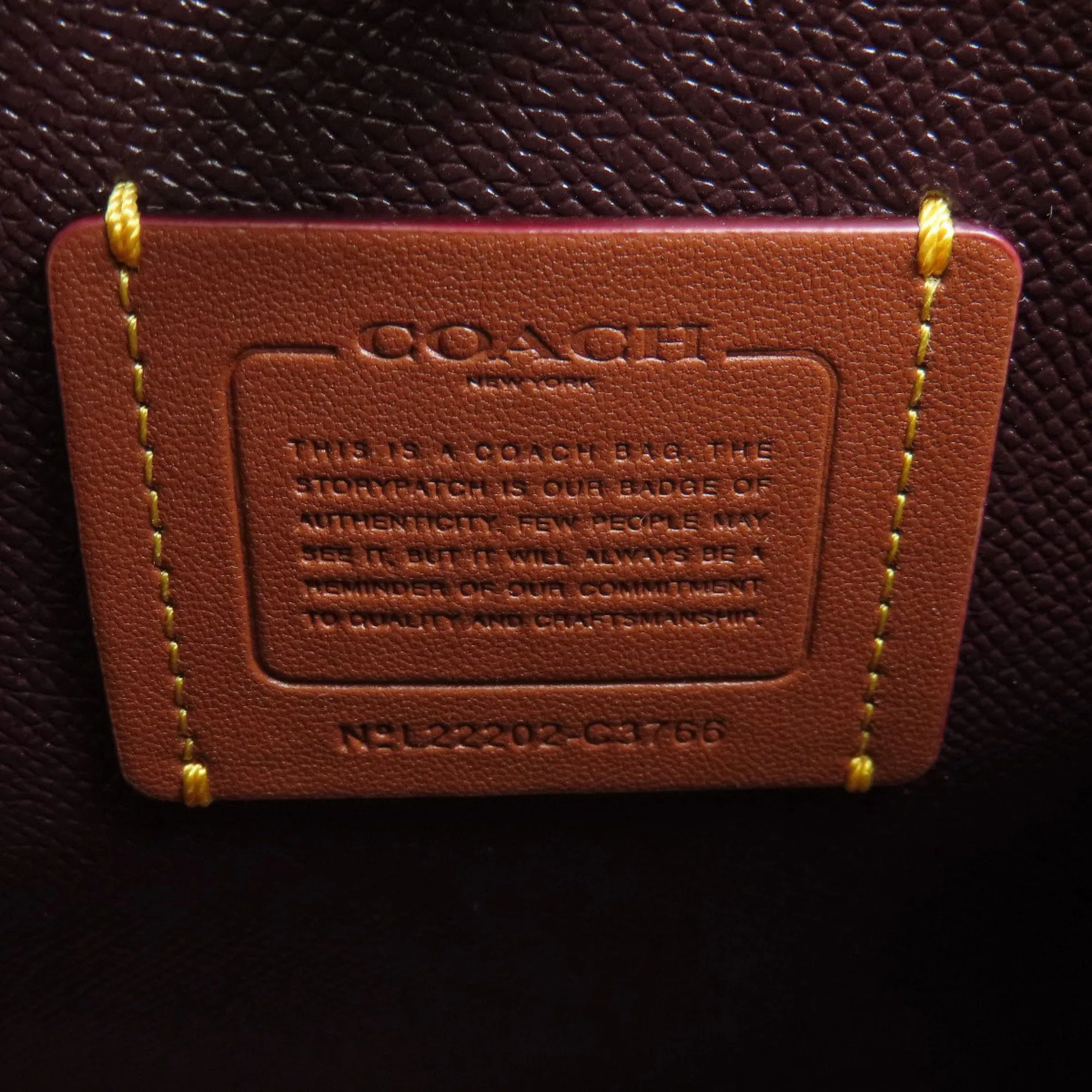 Coach  Leather Handbag (Pre-Owned)