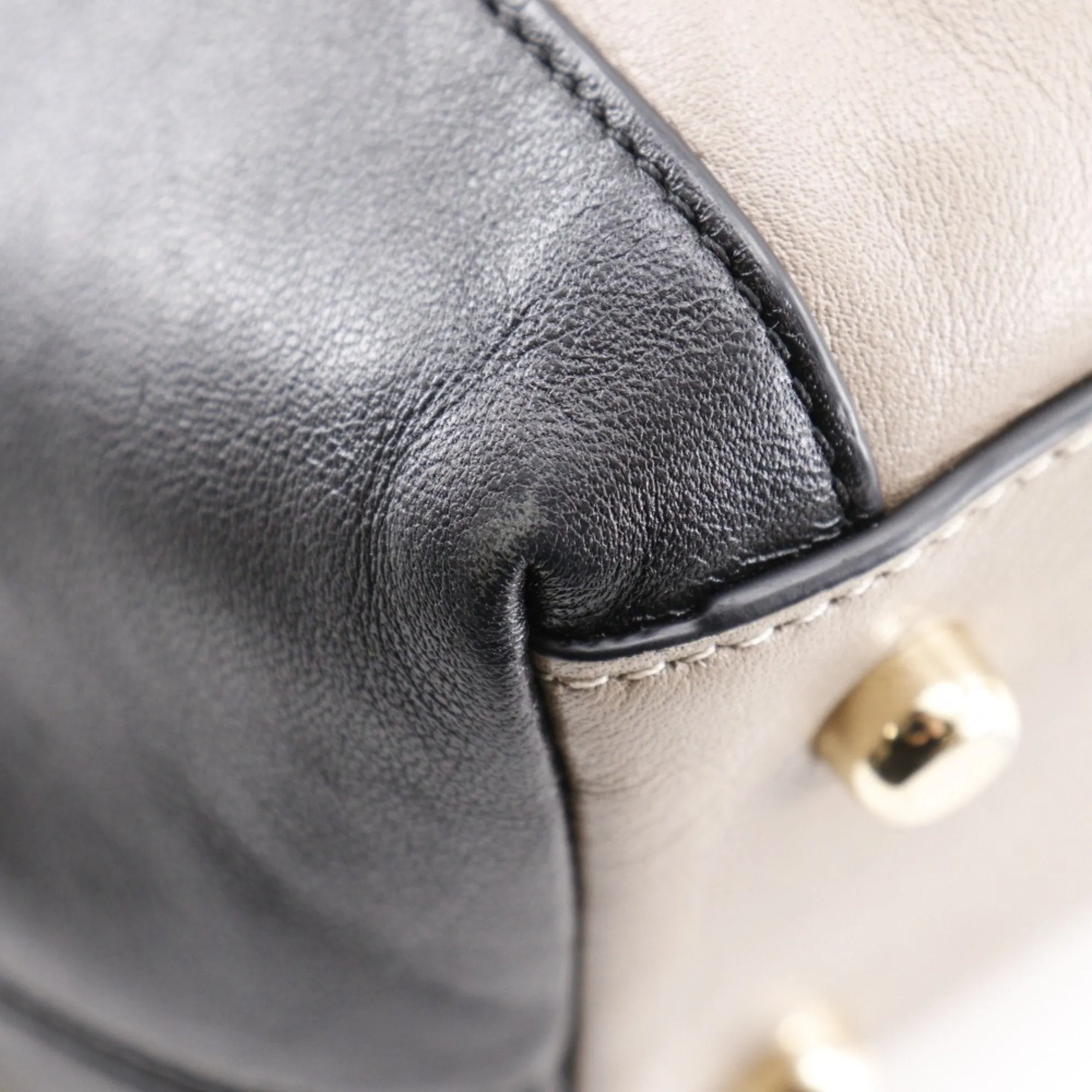 Coach  Leather Tote Bag (Pre-Owned)