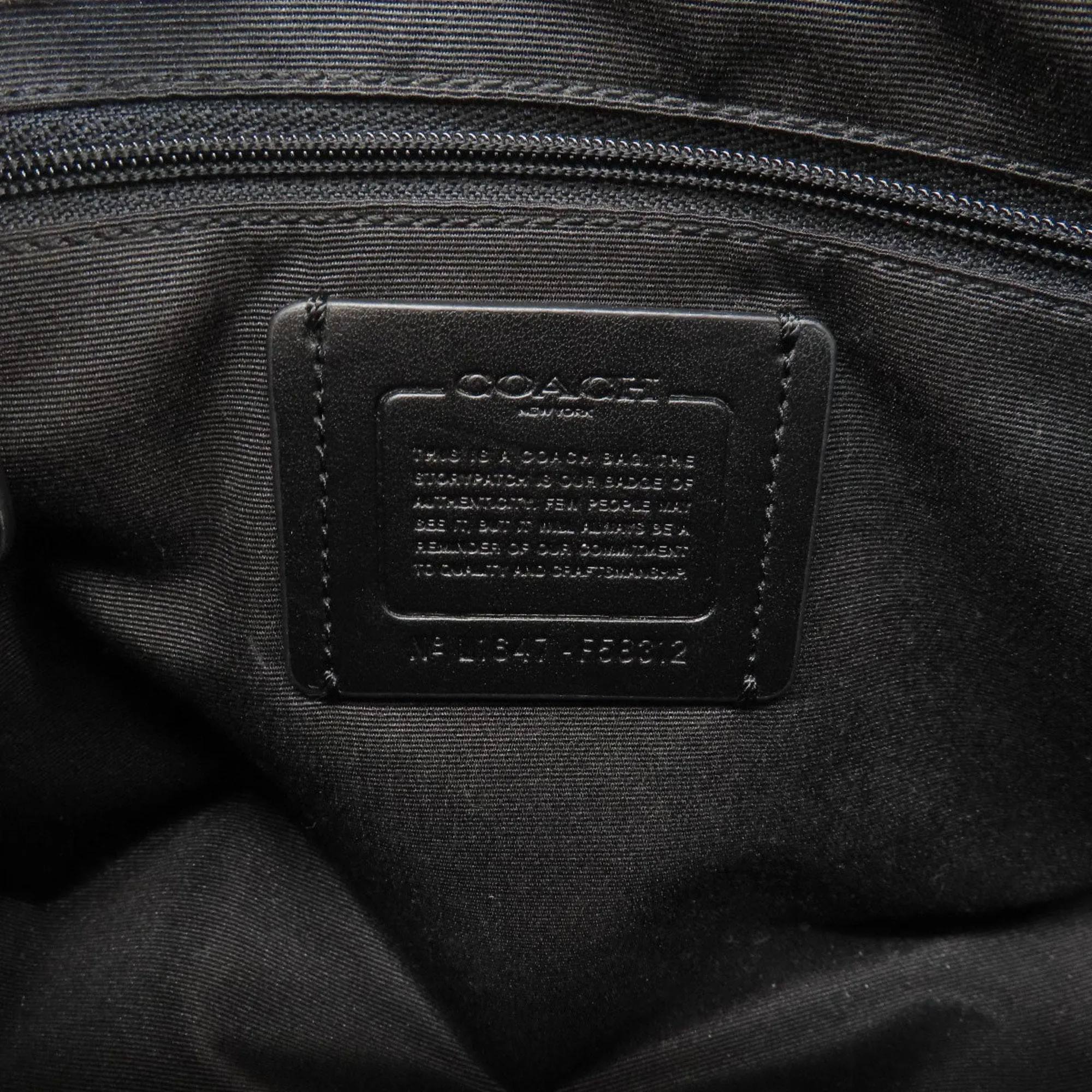 Coach Signature Canvas Handbag (Pre-Owned)