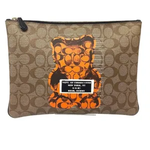 Coach Signature Pvc Clutch Bag (Pre-Owned)
