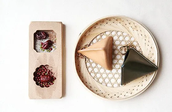 Cute Leather Womens Small Triangular Change Wallet Coin Holder Change Holder for Women