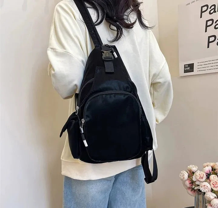 Fashionable Lightweight Chest Bag For Men and Women 4112