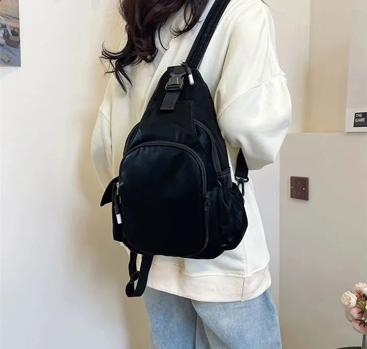 Fashionable Lightweight Chest Bag For Men and Women 4112