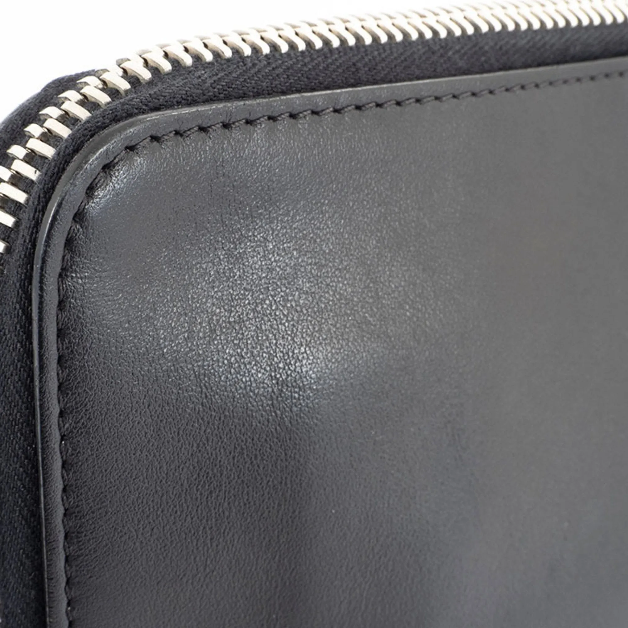 Fendi Leather Clutch Bag (Pre-Owned)