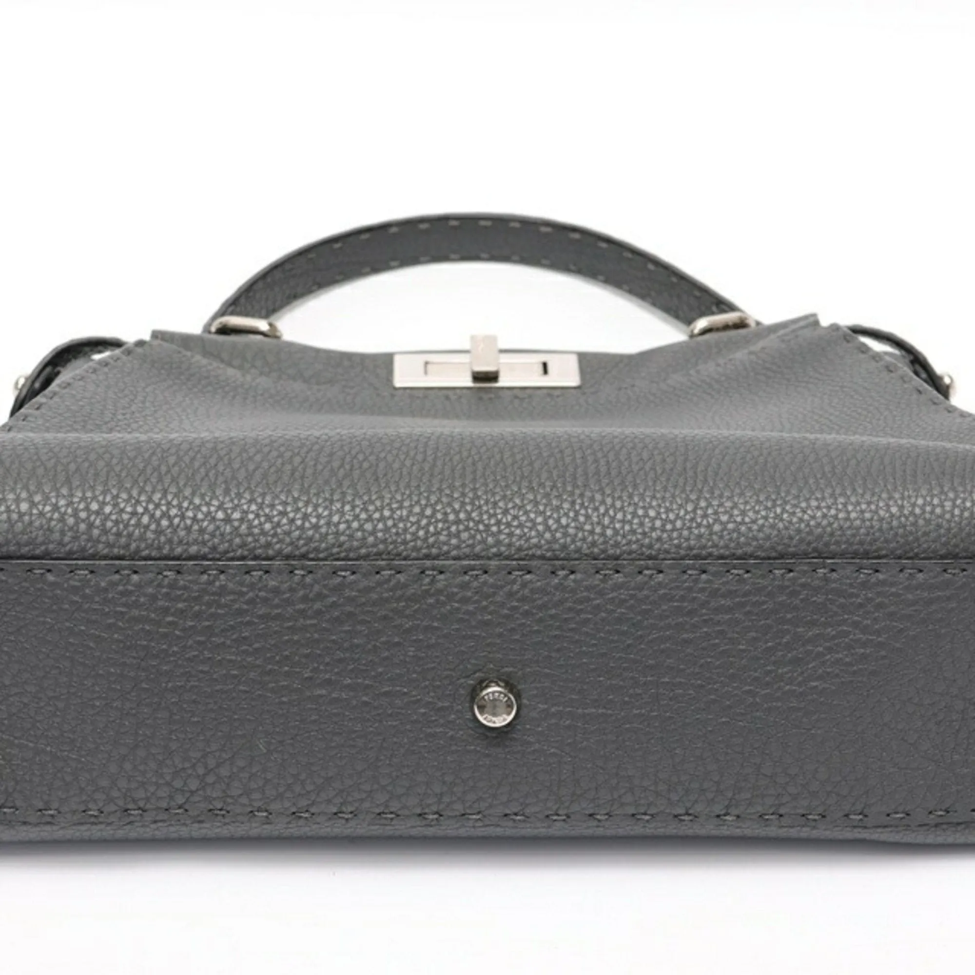 Fendi Leather Handbag (Pre-Owned)