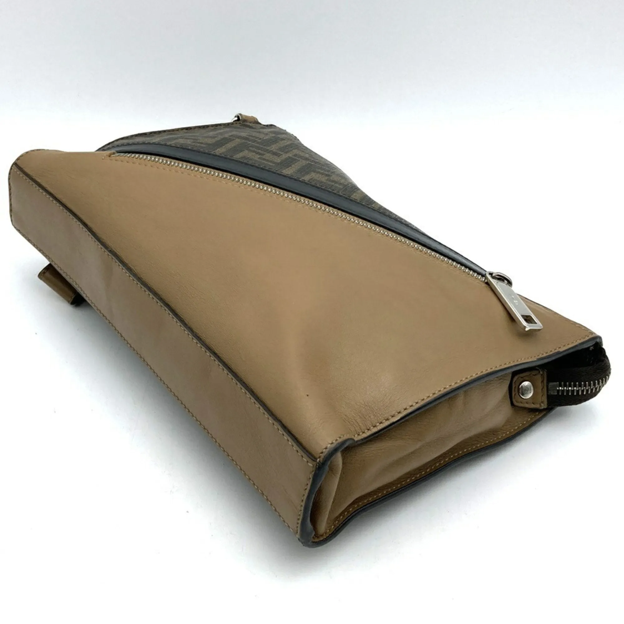 Fendi Pvc Leather Clutch Bag (Pre-Owned)