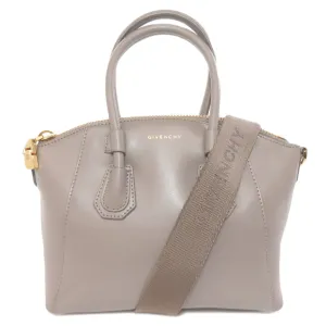 Givenchy Leather Handbag (Pre-Owned)
