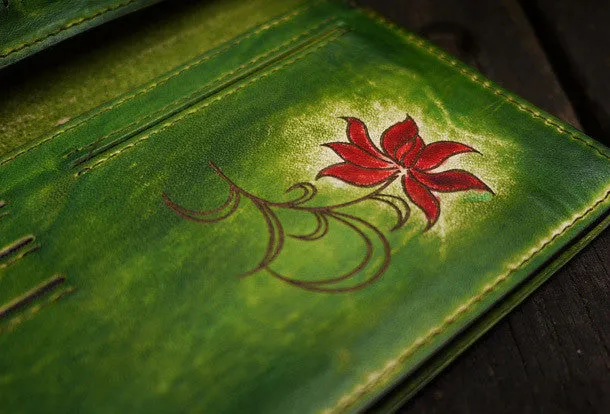Handcraft vintage distress green floral leather hand dyed long wallet for women lady